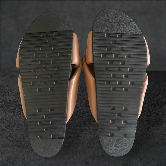 Roam Foldy Puffy Nude Sandal - Size 12 - Picture 6 of 10